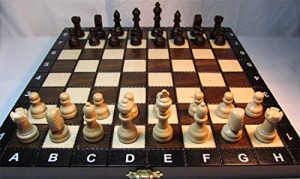Schachspiel aus Holz 27 x 27 cm