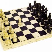 Legler-Schachspiel-aus-Holz-hochwertige-Ausfhrung-aufklappbare-Holzkassette-mit-32-Schachfiguren-ideal-zum-Mitnehmen-0-0