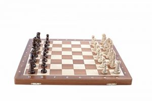 Schachspiel aus Holz - Mahagoni