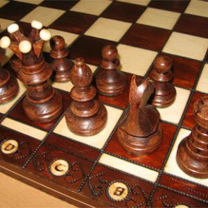 Schach-Set aus Holz